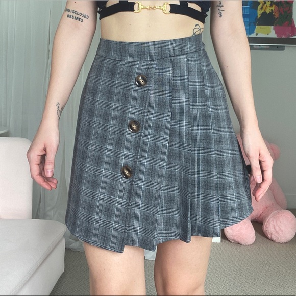Vintage Dresses & Skirts - Pleated Grey Mini Skirt